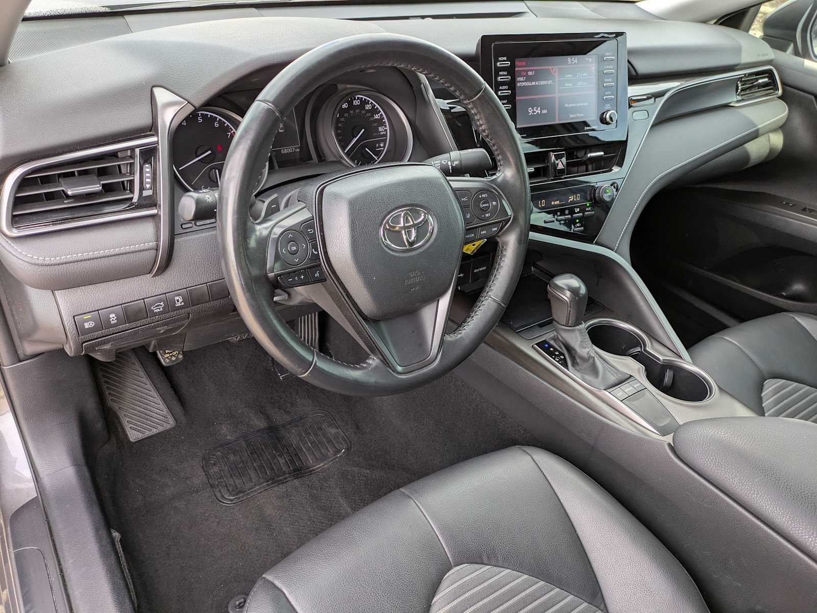 2023 Toyota Camry SE photo 2