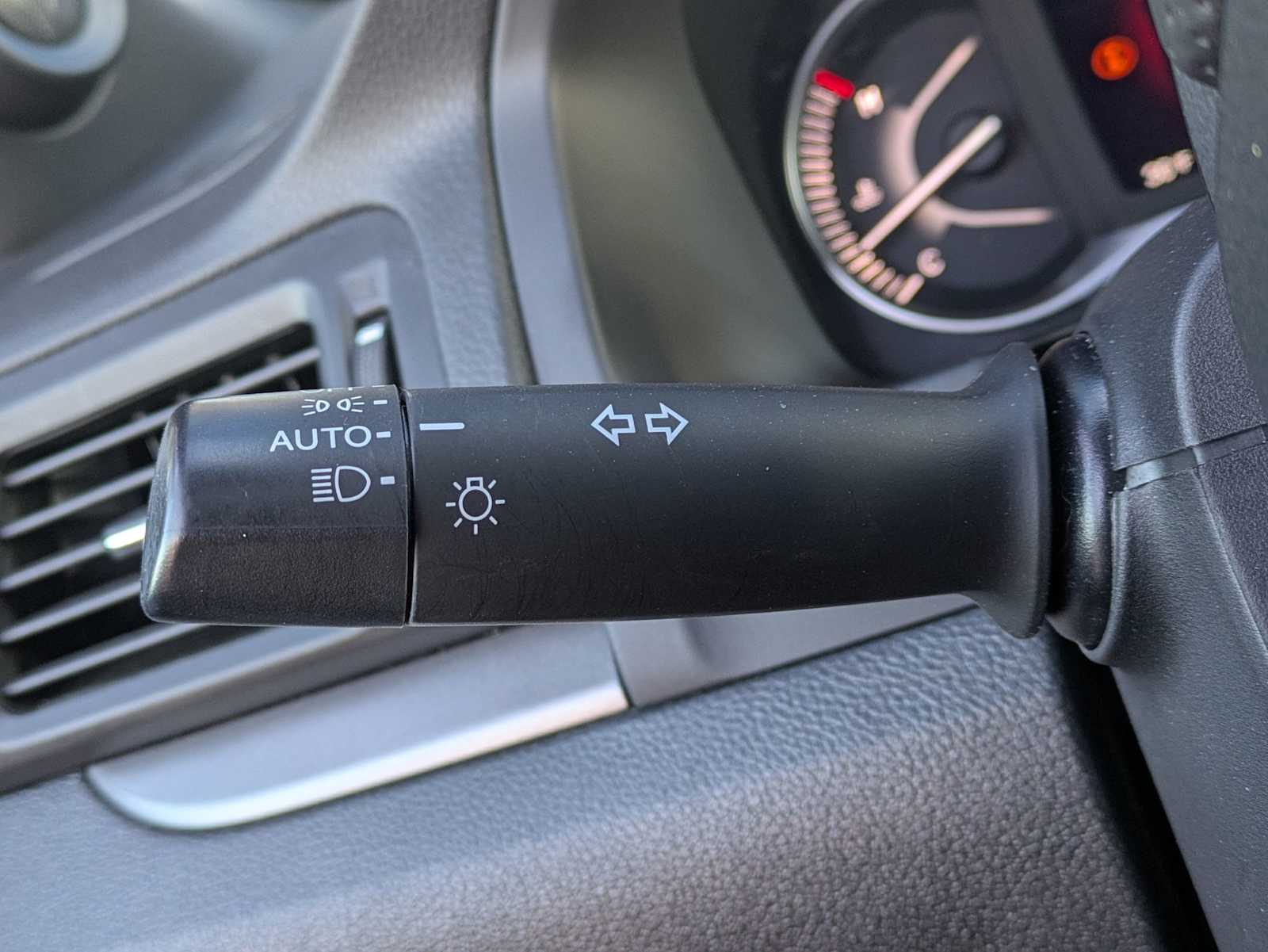 Thumbnail: 2023 Honda Passport - 27