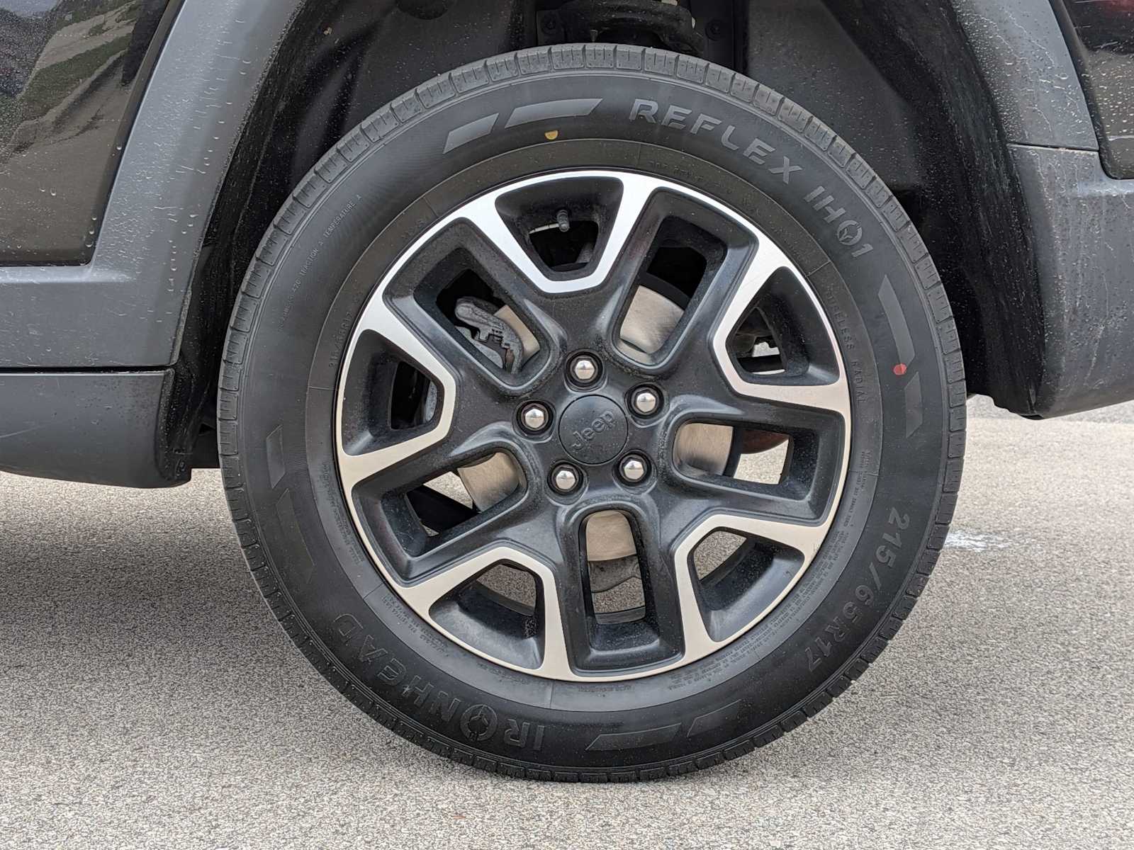 Thumbnail: 2021 Jeep Compass - 14