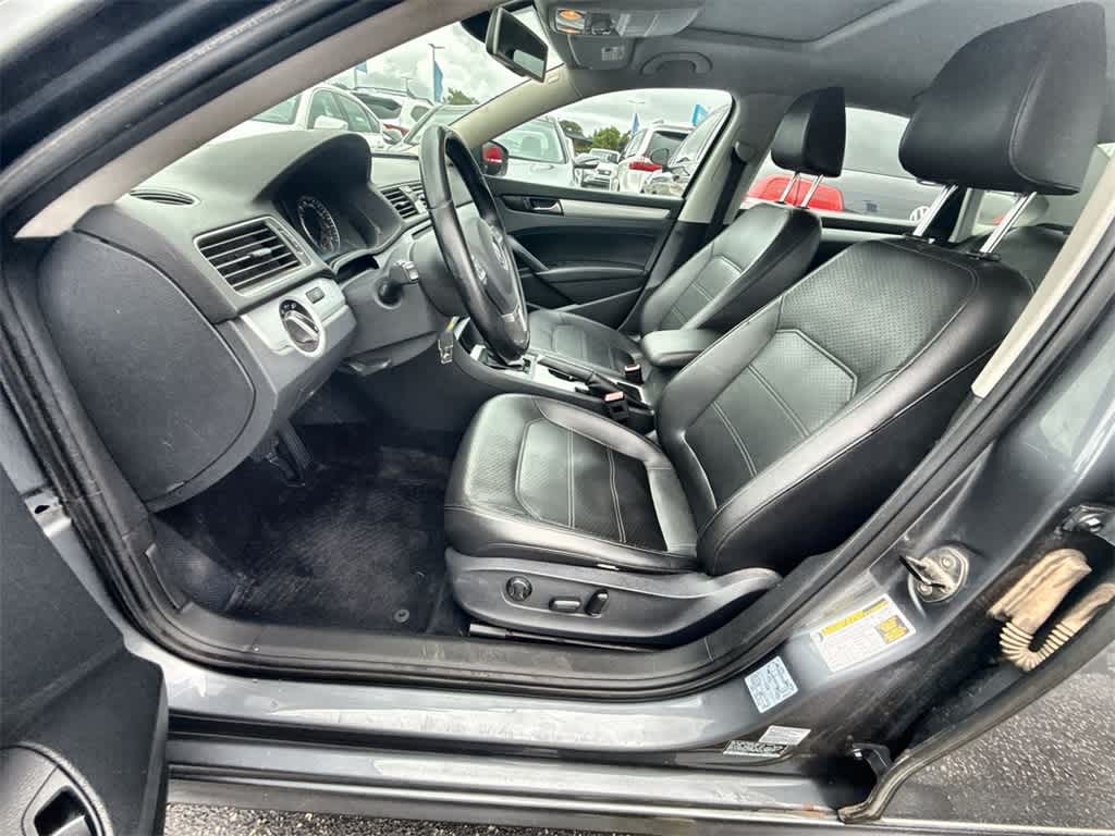 Used 2013 Volkswagen Passat SE with VIN 1VWBN7A39DC131411 for sale in Waukesha, WI
