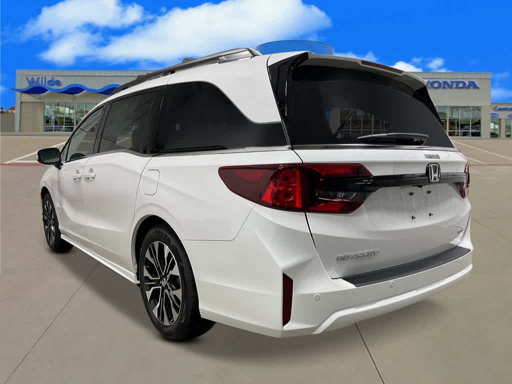 2026 Honda Odyssey Elite photo 3