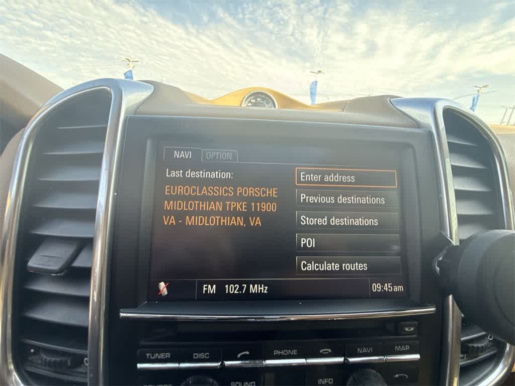Thumbnail: 2012 Porsche Cayenne - 28