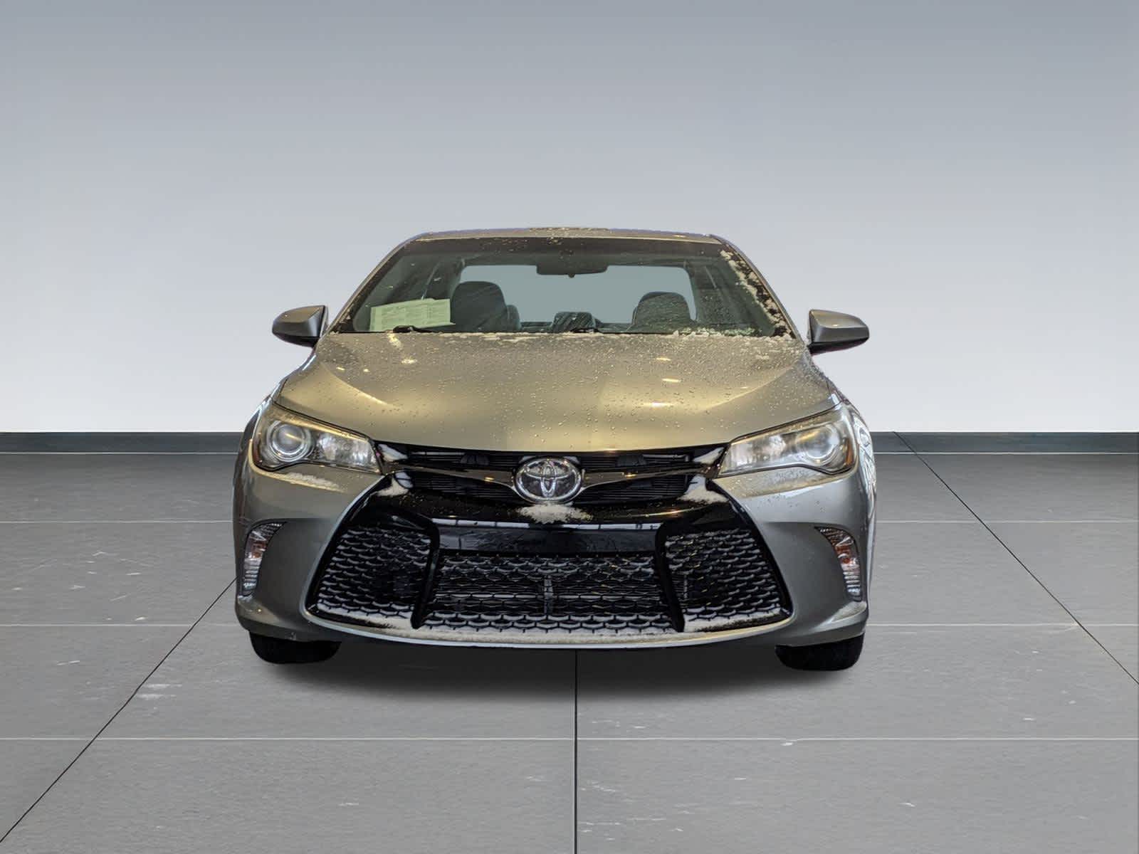 Thumbnail: 2017 Toyota Camry - 9