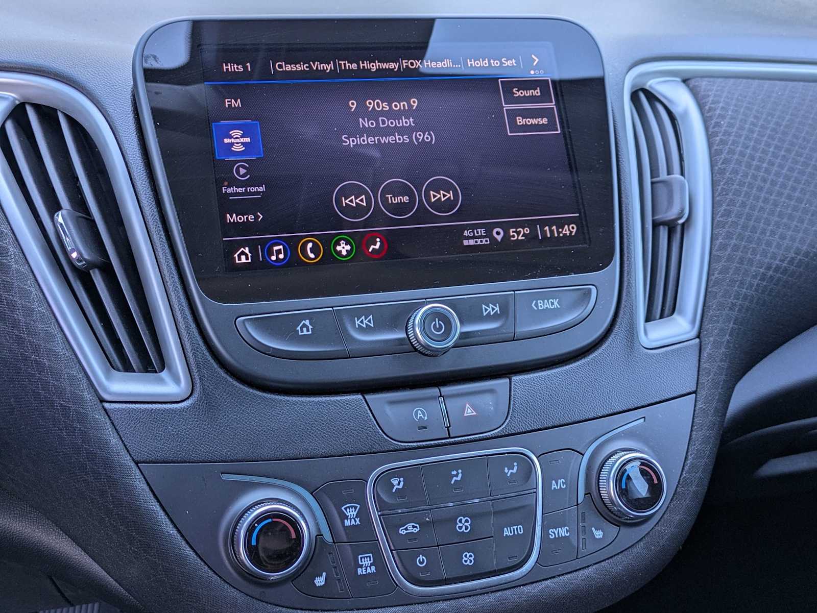 Thumbnail: 2024 Chevrolet Malibu - 25