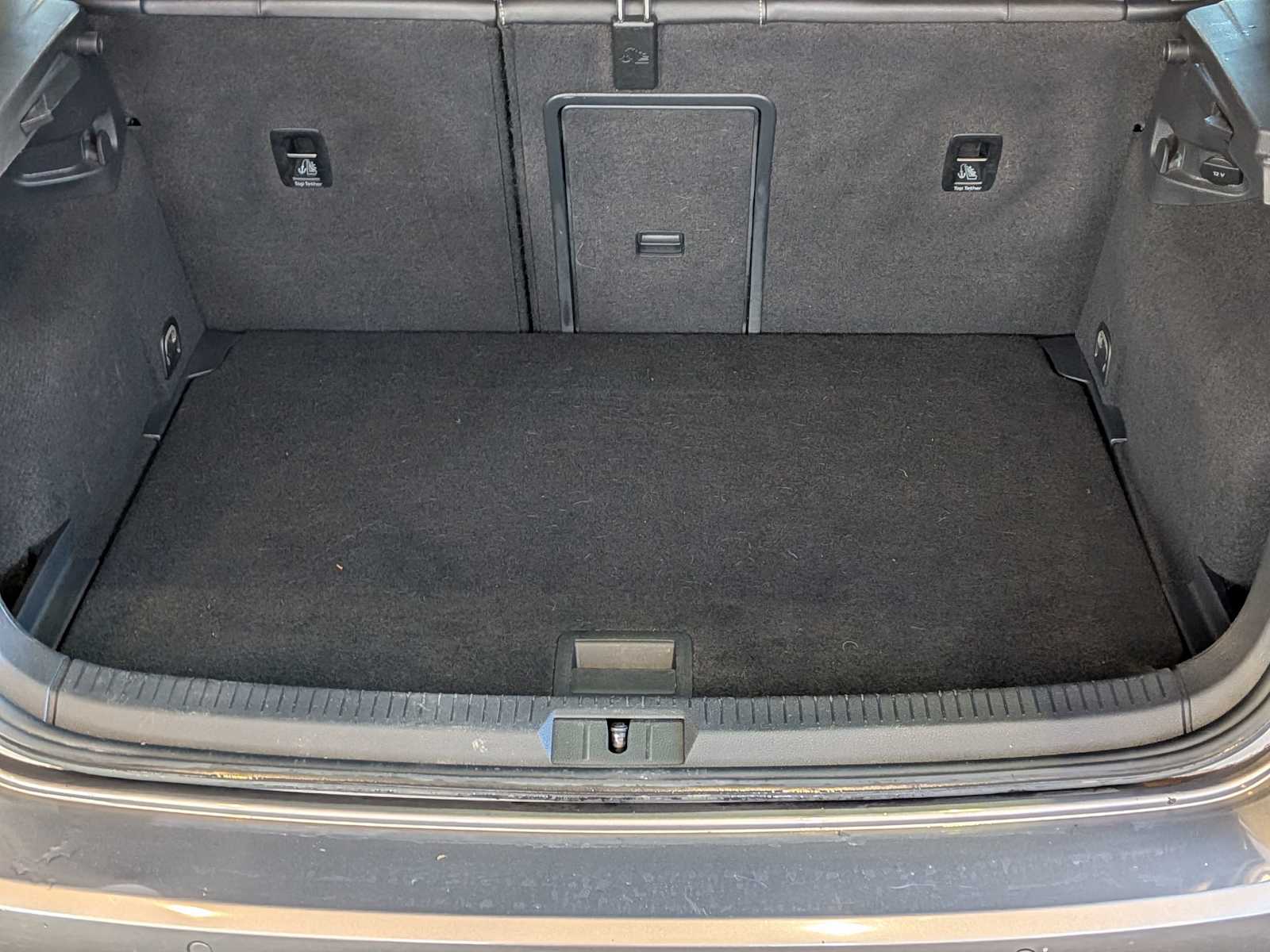 Thumbnail: 2015 Volkswagen Golf - 31