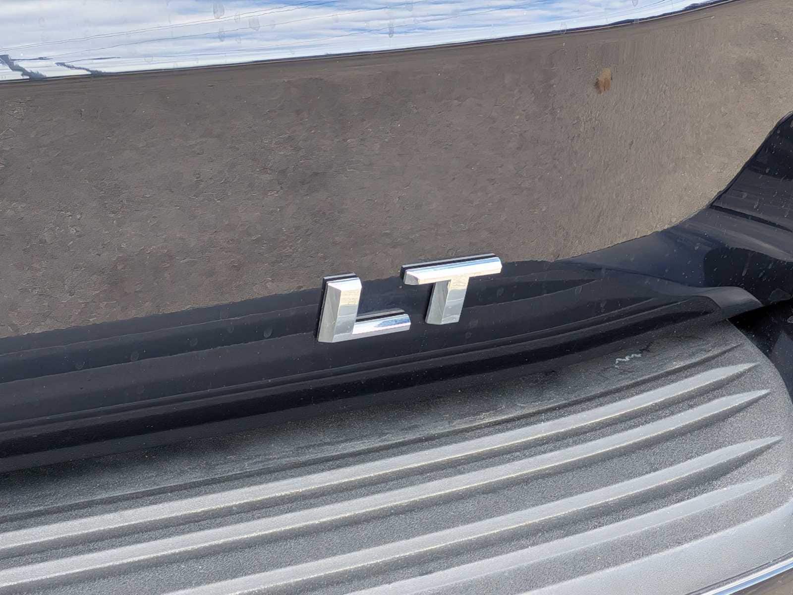 Thumbnail: 2023 Chevrolet Tahoe - 12