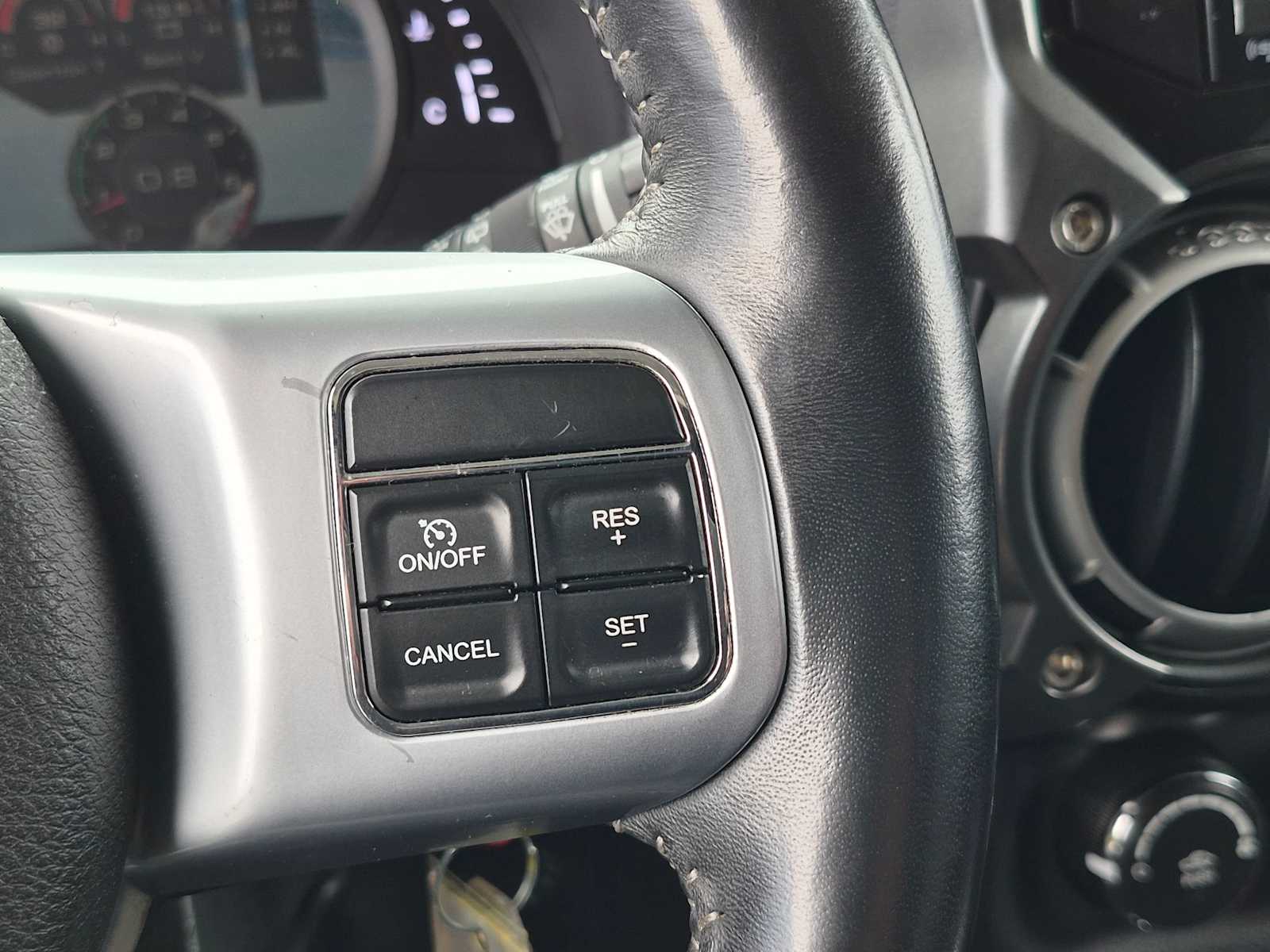 Thumbnail: 2016 Jeep Wrangler - 21