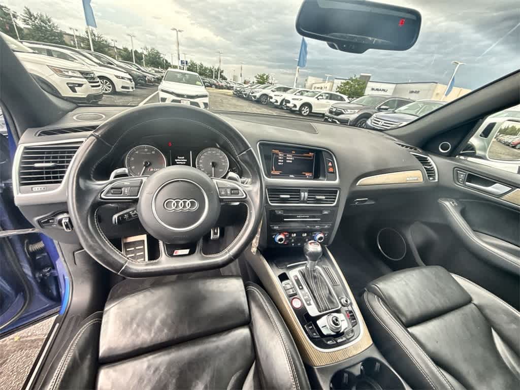 Thumbnail: 2015 Audi SQ5 - 14