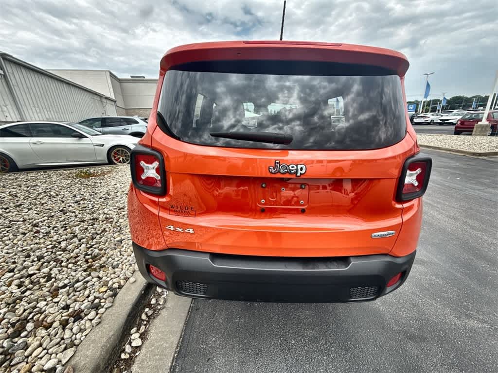 Thumbnail: 2017 Jeep Renegade - 12