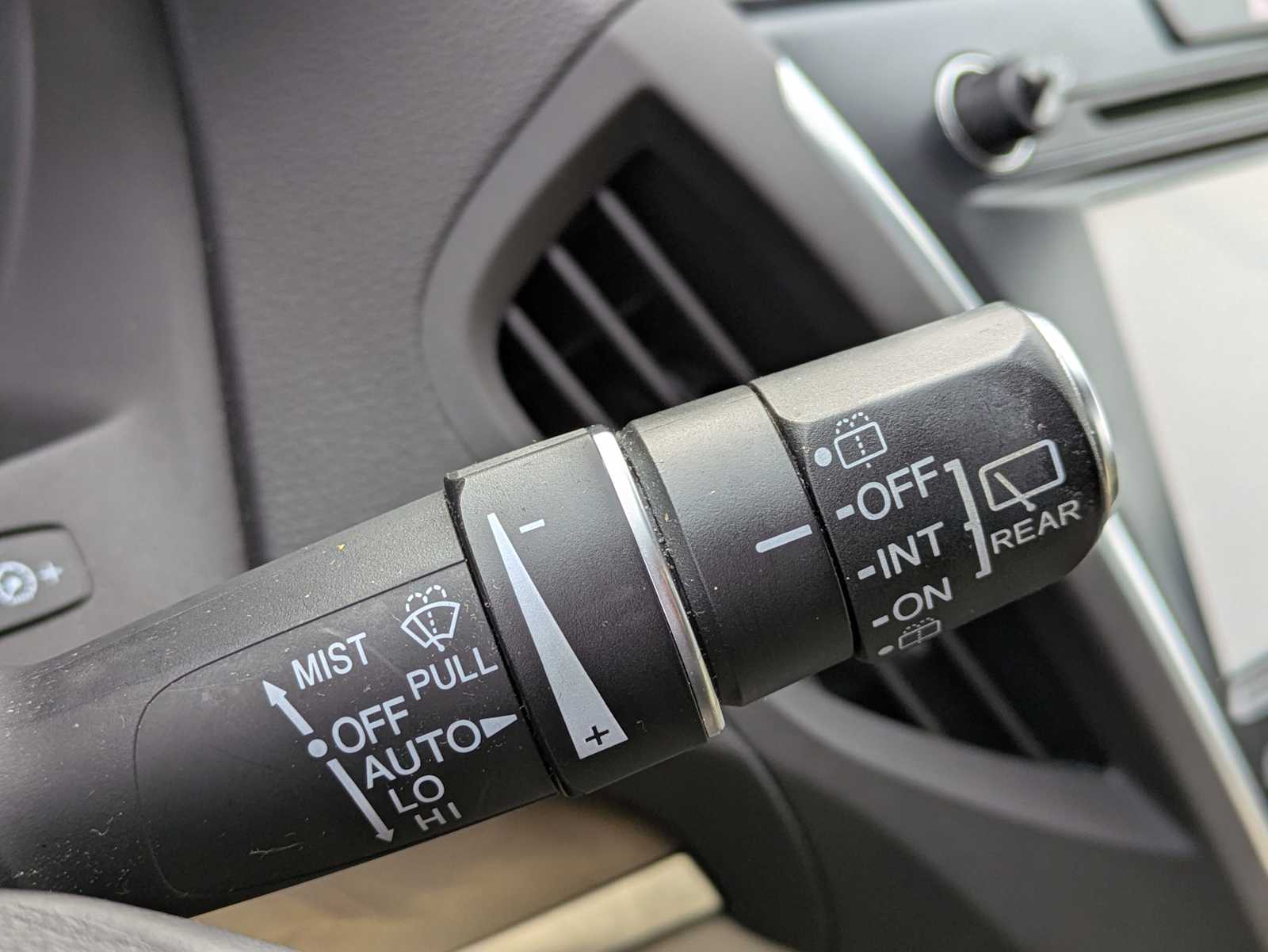 Thumbnail: 2019 Acura MDX - 26