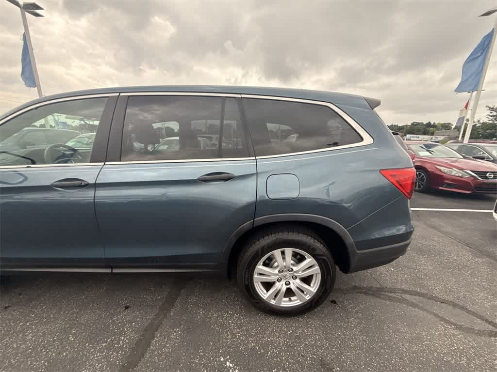 Thumbnail: 2016 Honda Pilot - 4