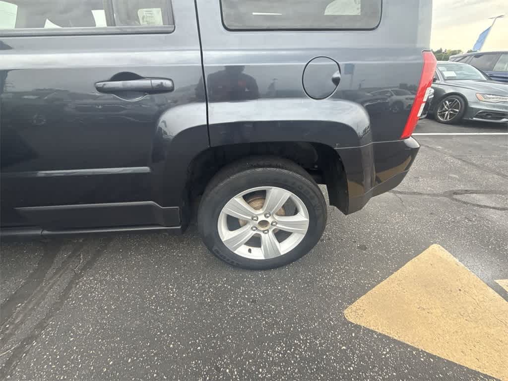 Thumbnail: 2014 Jeep Patriot - 13