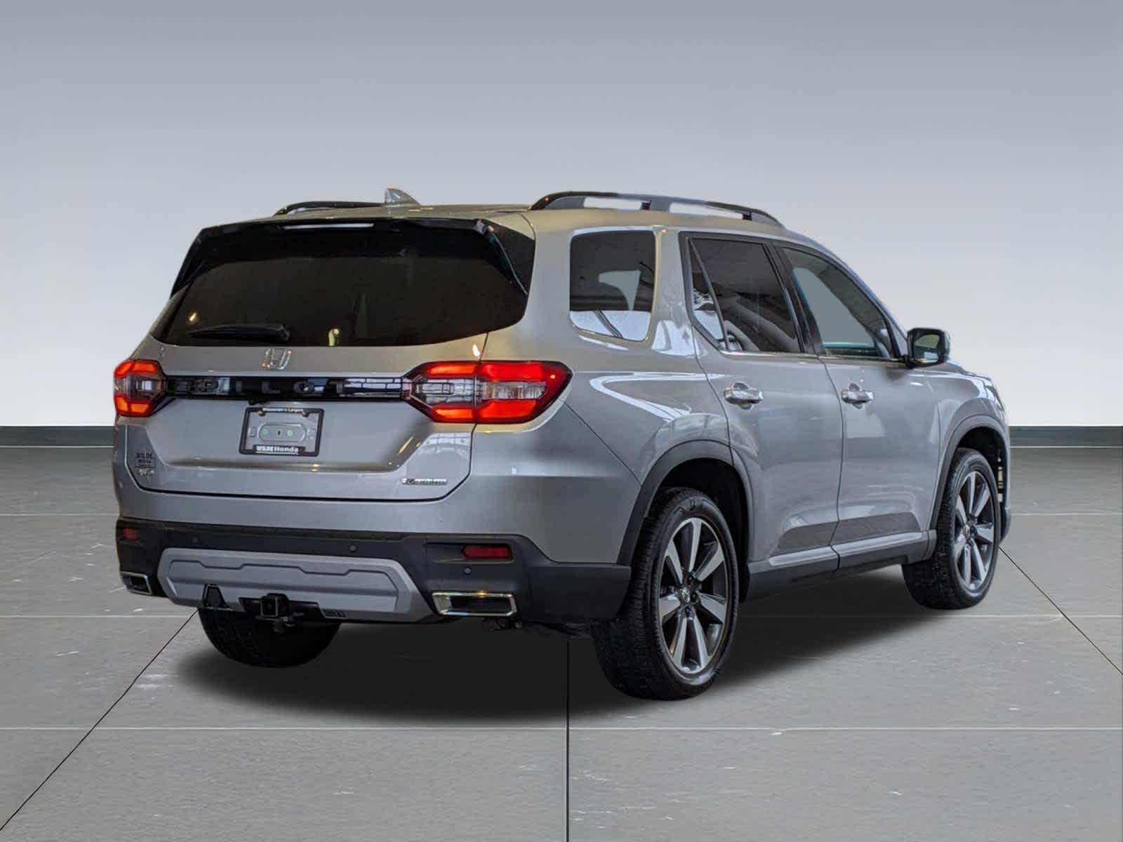 Thumbnail: 2024 Honda Pilot - 6