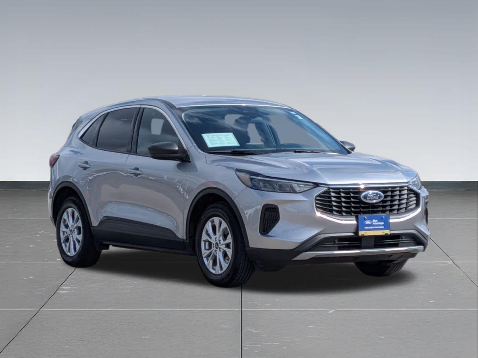 Thumbnail: 2023 Ford Escape - 7