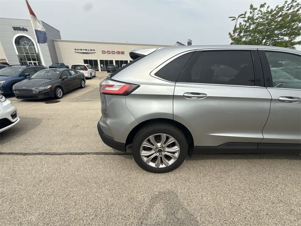 Thumbnail: 2022 Ford Edge - 6