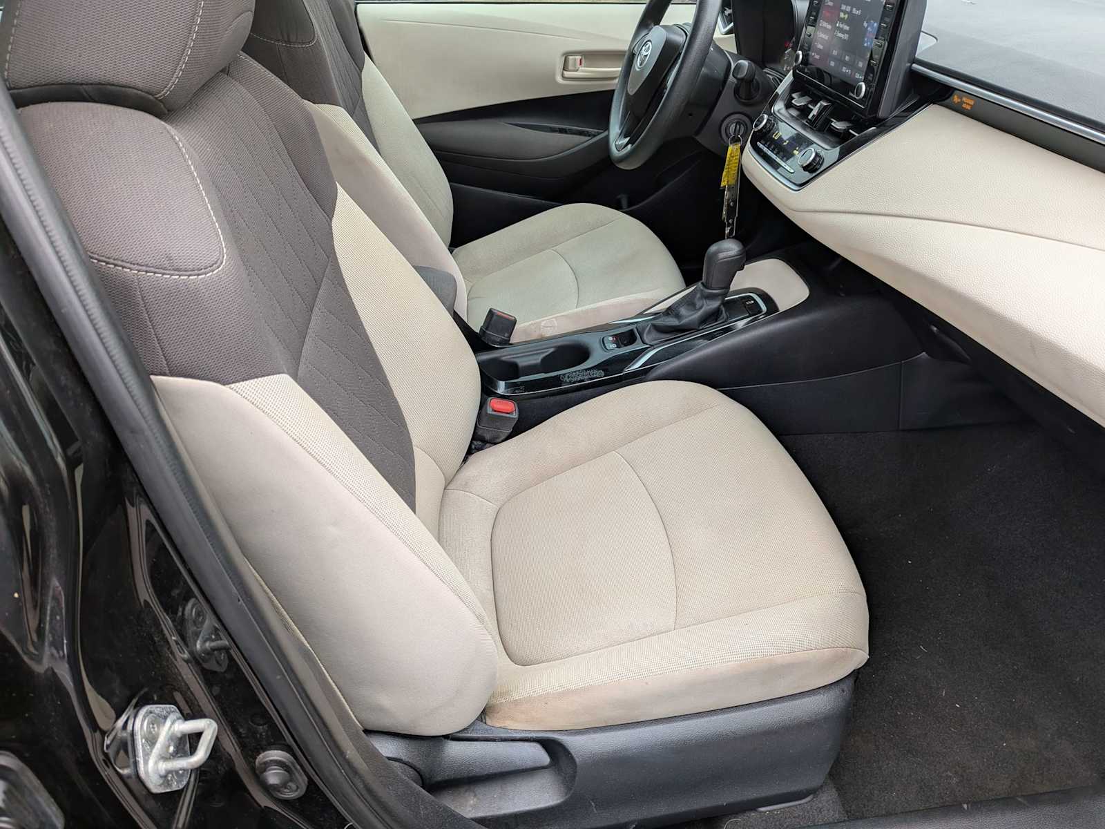 Thumbnail: 2022 Toyota Corolla - 18