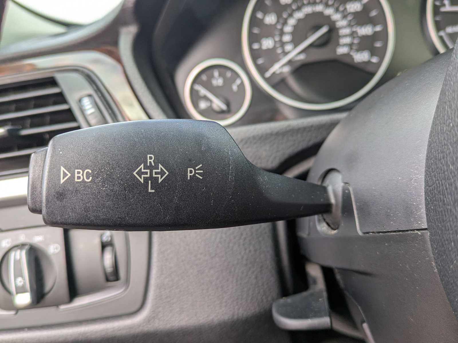 Thumbnail: 2014 BMW 3 Series - 27