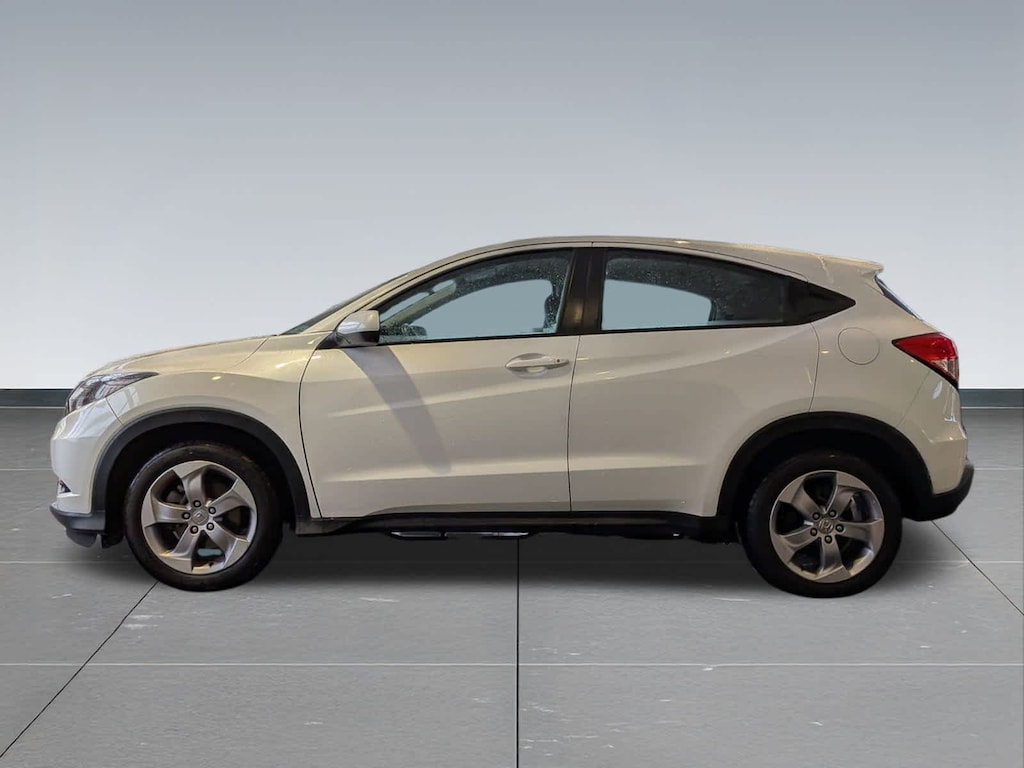 Used 2018 Honda HR-V LX AWD SUV