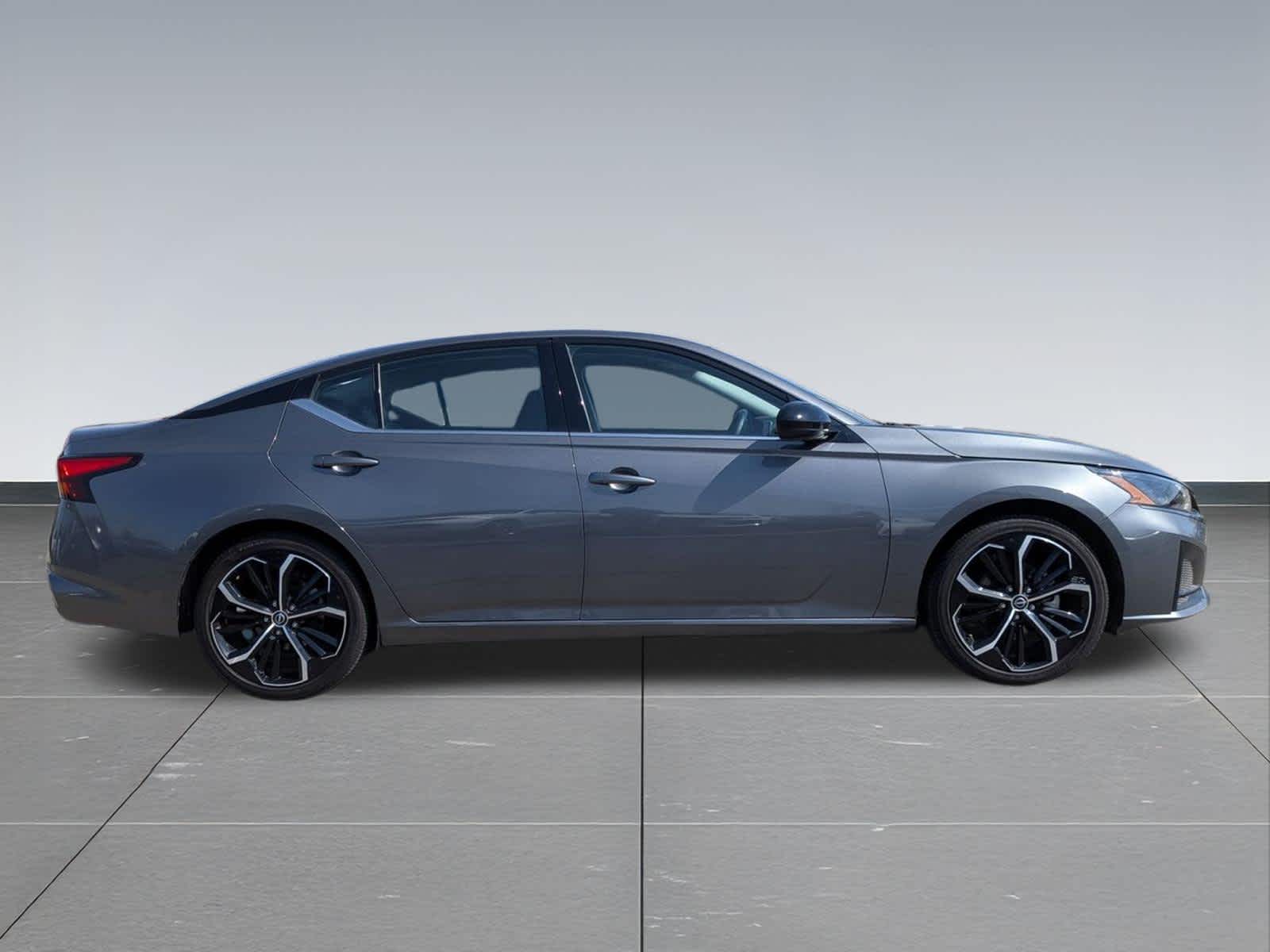 Thumbnail: 2025 Nissan Altima - 6