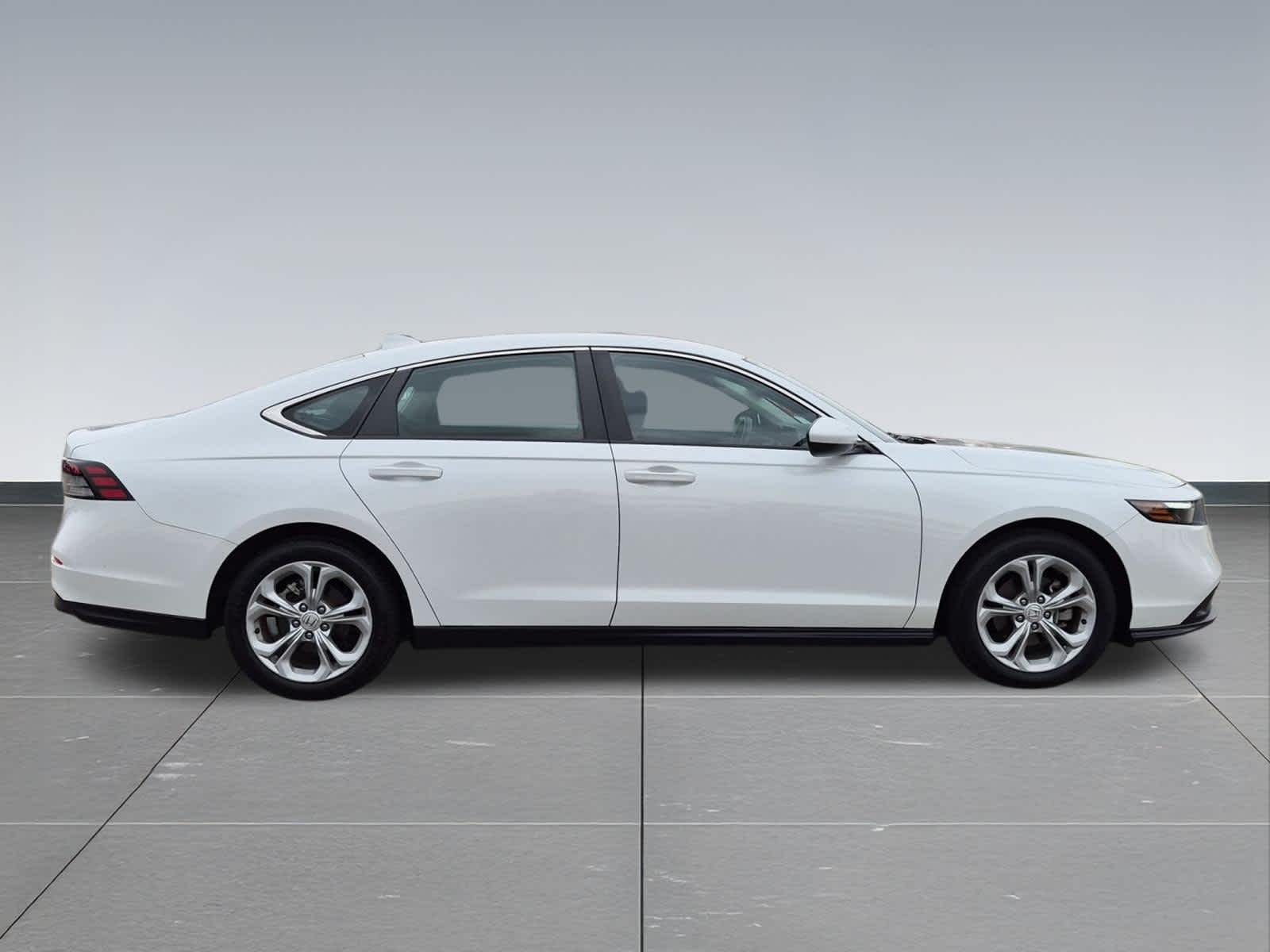 2024 Honda Accord LX - Photo 7
