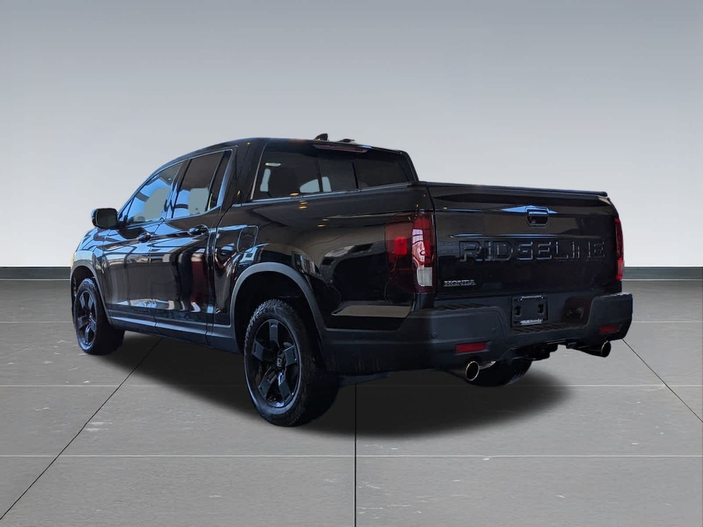 Certified 2025 Honda Ridgeline Black Edition Truck Crew Cab
