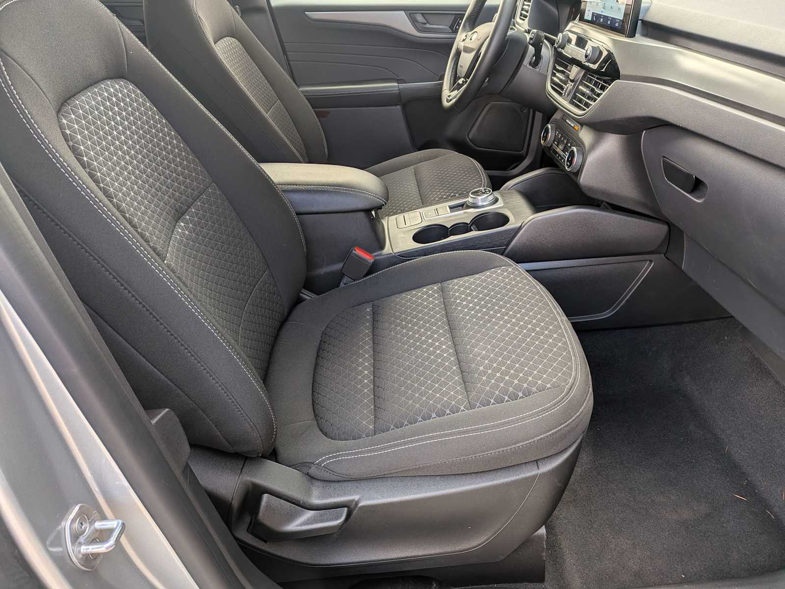 Thumbnail: 2023 Ford Escape - 20