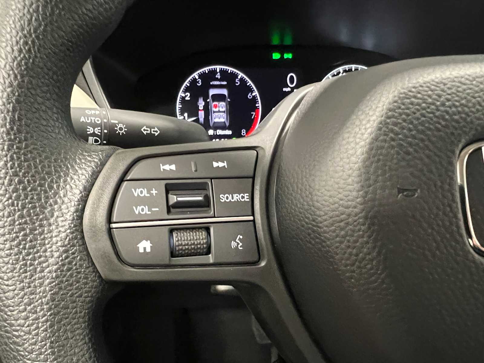 2025 Honda HR-V LX 19