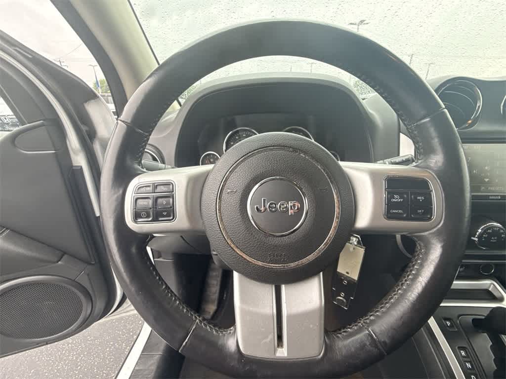 Thumbnail: 2017 Jeep Compass - 18