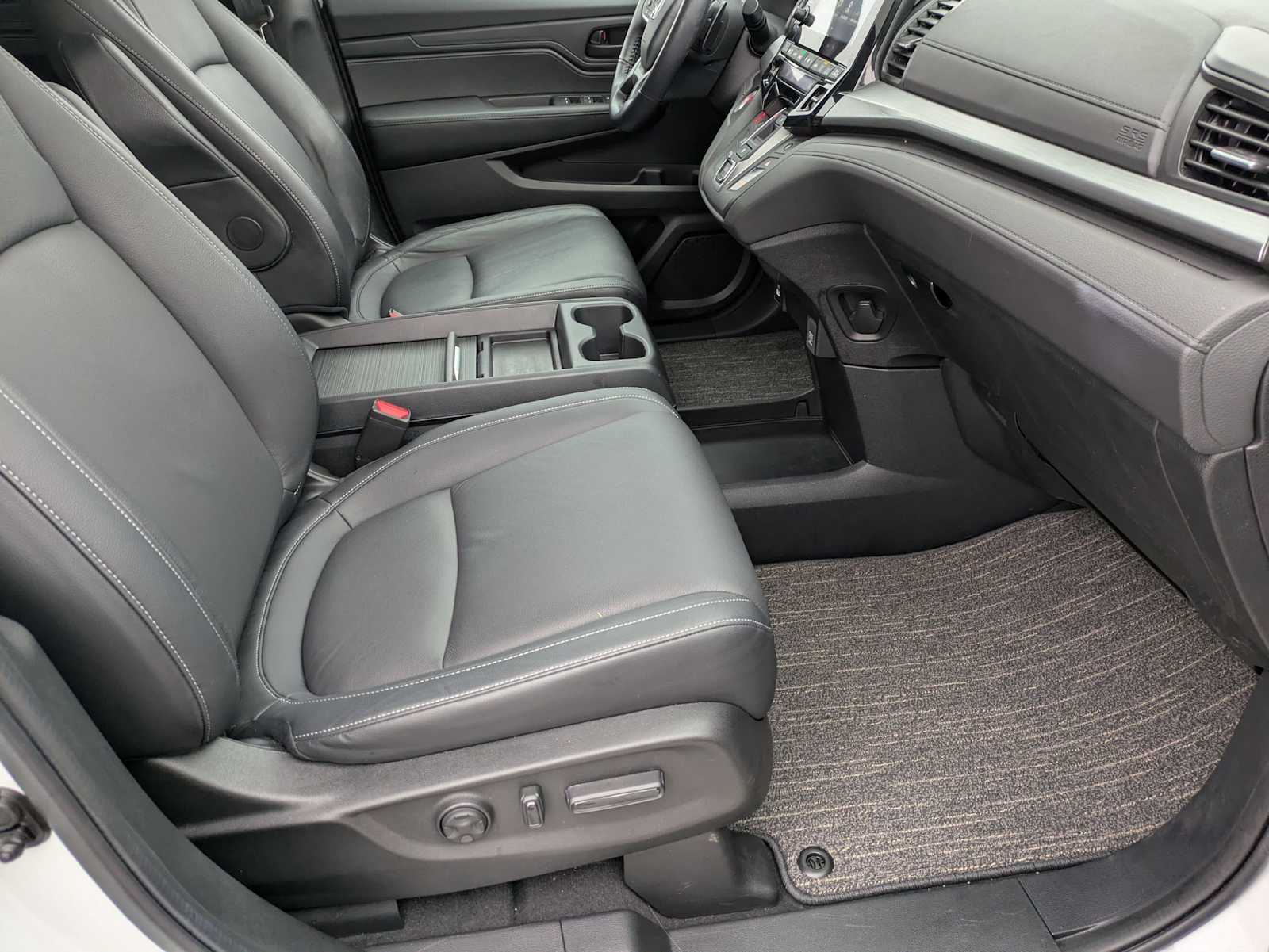 Thumbnail: 2024 Honda Odyssey - 20