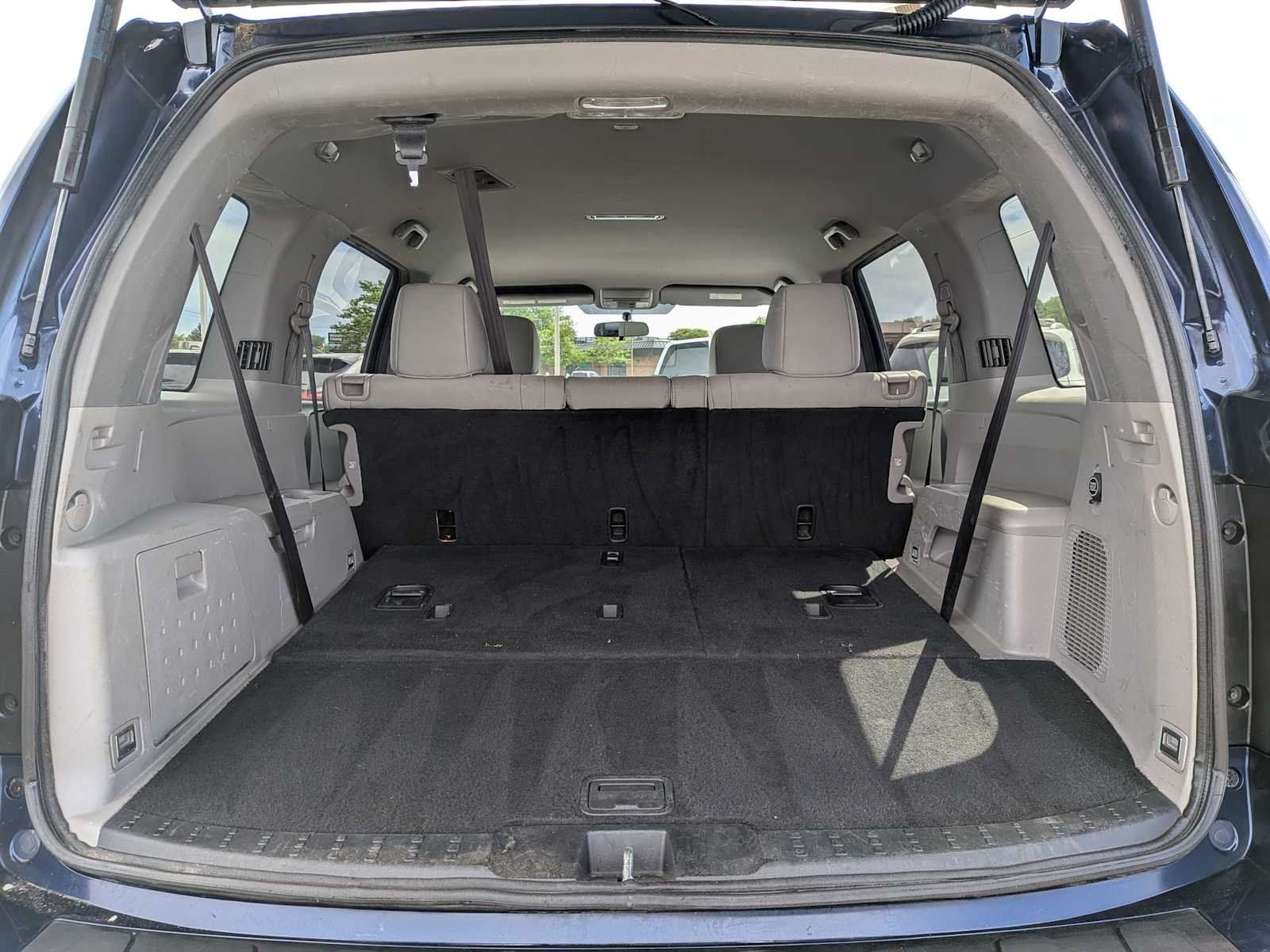 Thumbnail: 2015 Honda Pilot - 32