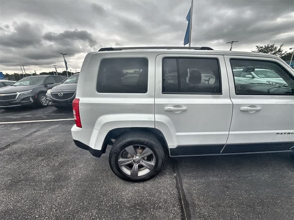 Thumbnail: 2016 Jeep Patriot - 6