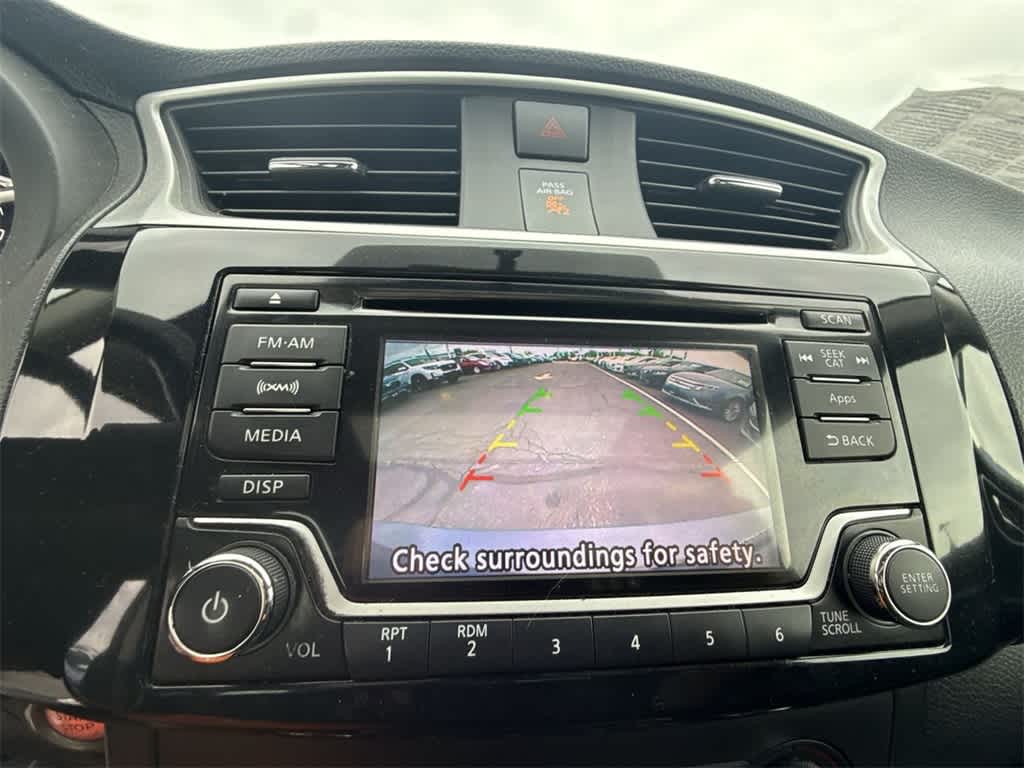 2016 Nissan Sentra SV 27