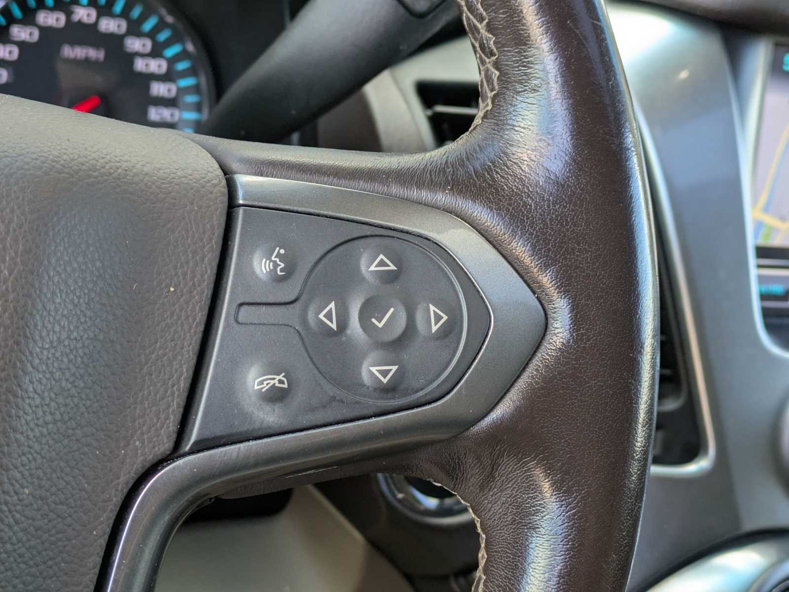 Thumbnail: 2019 Chevrolet Suburban - 25