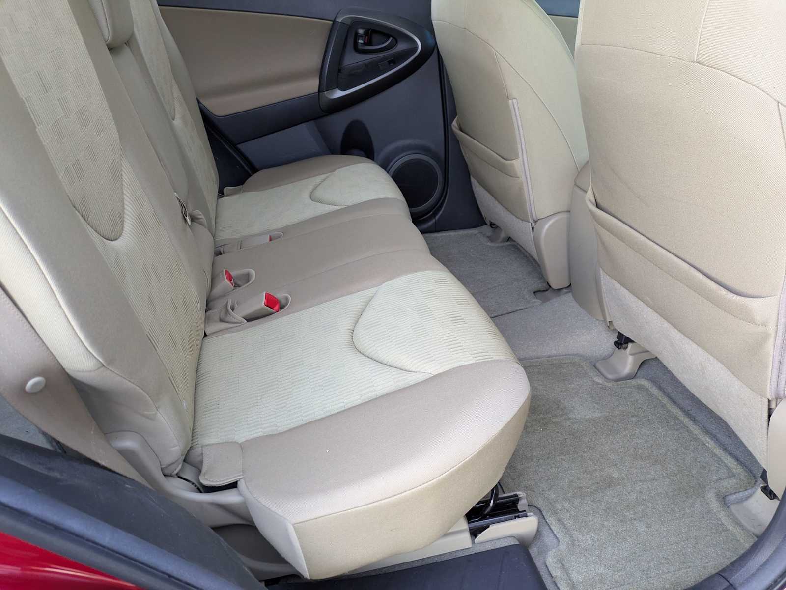 Thumbnail: 2011 Toyota RAV4 - 17