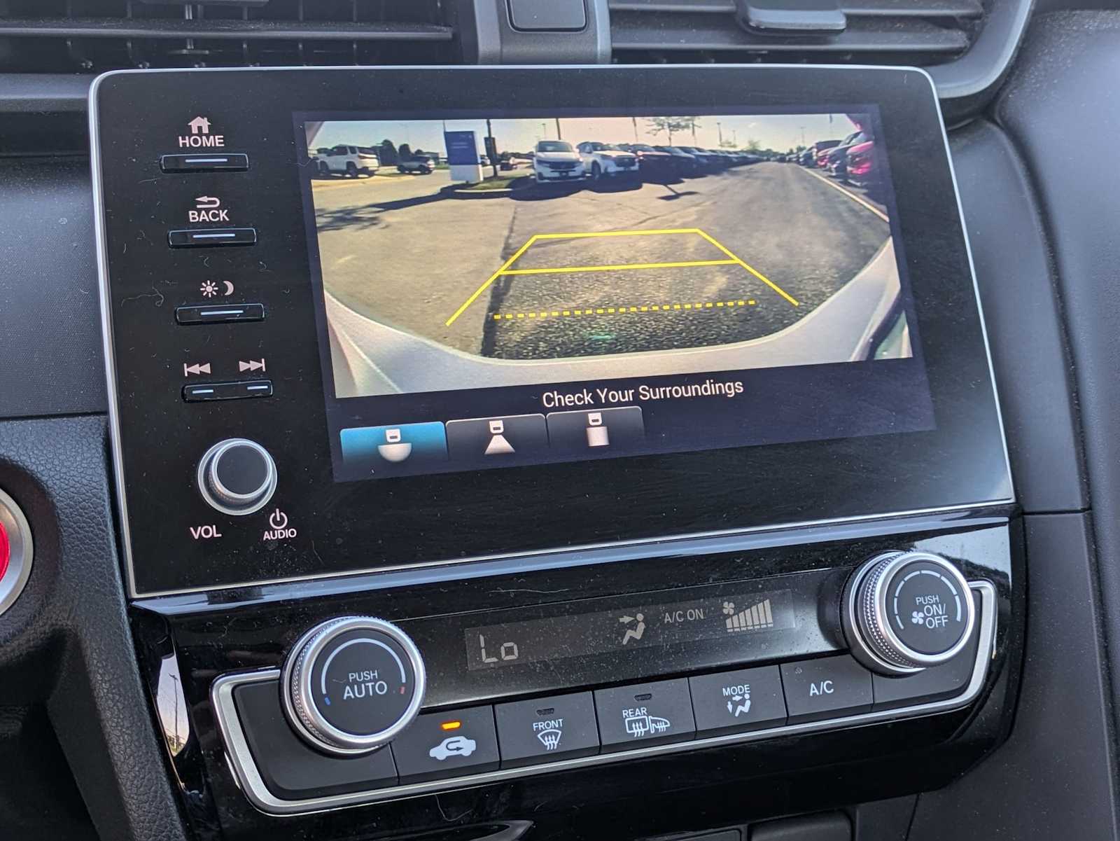 Thumbnail: 2020 Honda Insight - 25