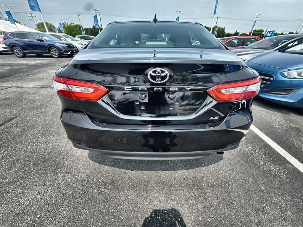 2019 Toyota Camry LE 10