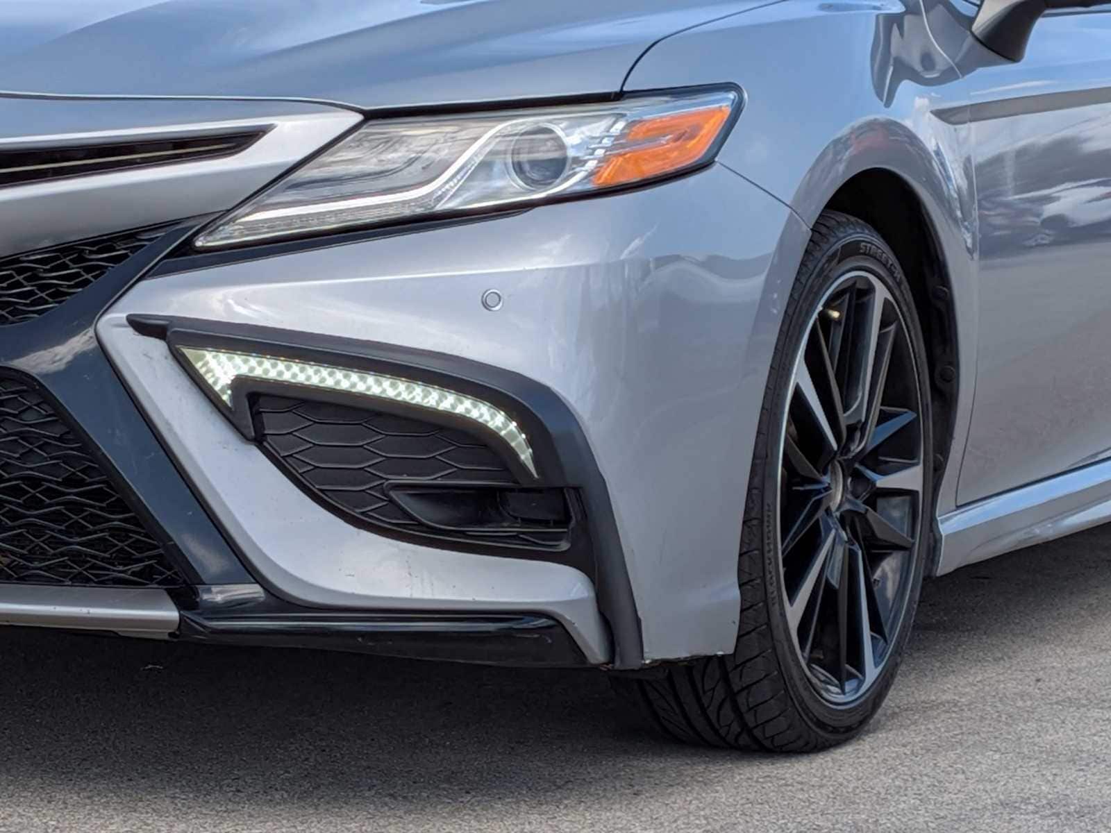 Thumbnail: 2020 Toyota Camry - 10