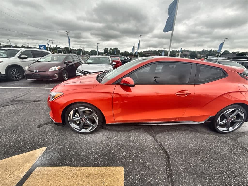 Thumbnail: 2020 Hyundai Veloster - 3
