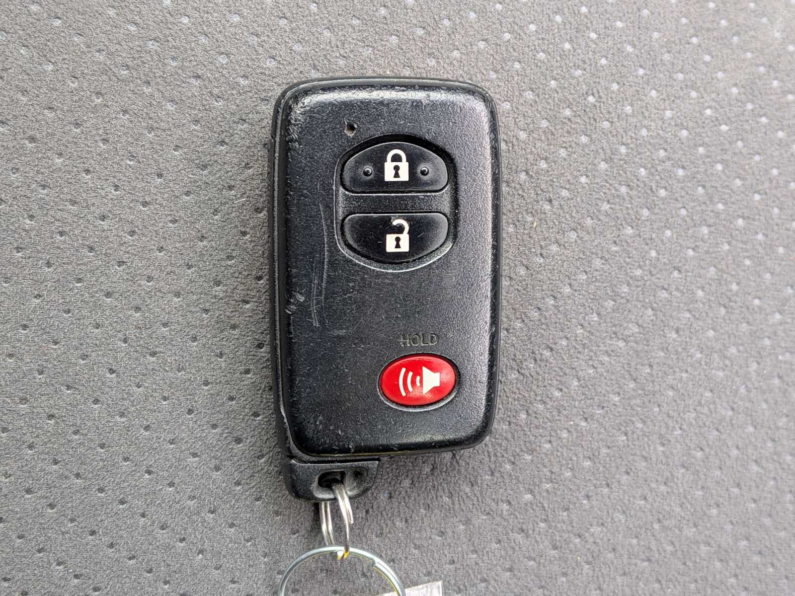 Thumbnail: 2013 Toyota Prius - 31