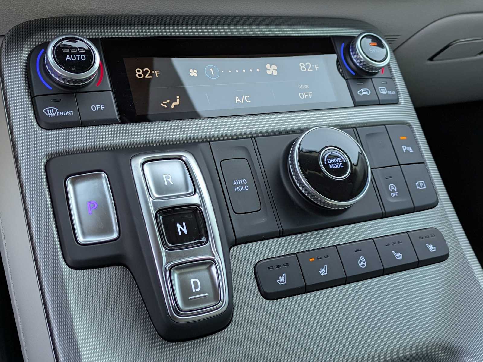 Thumbnail: 2025 Hyundai Palisade - 32