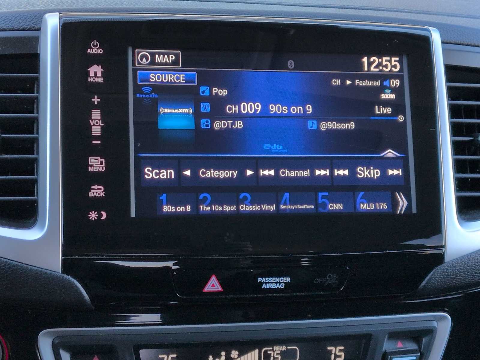 Thumbnail: 2017 Honda Pilot - 28