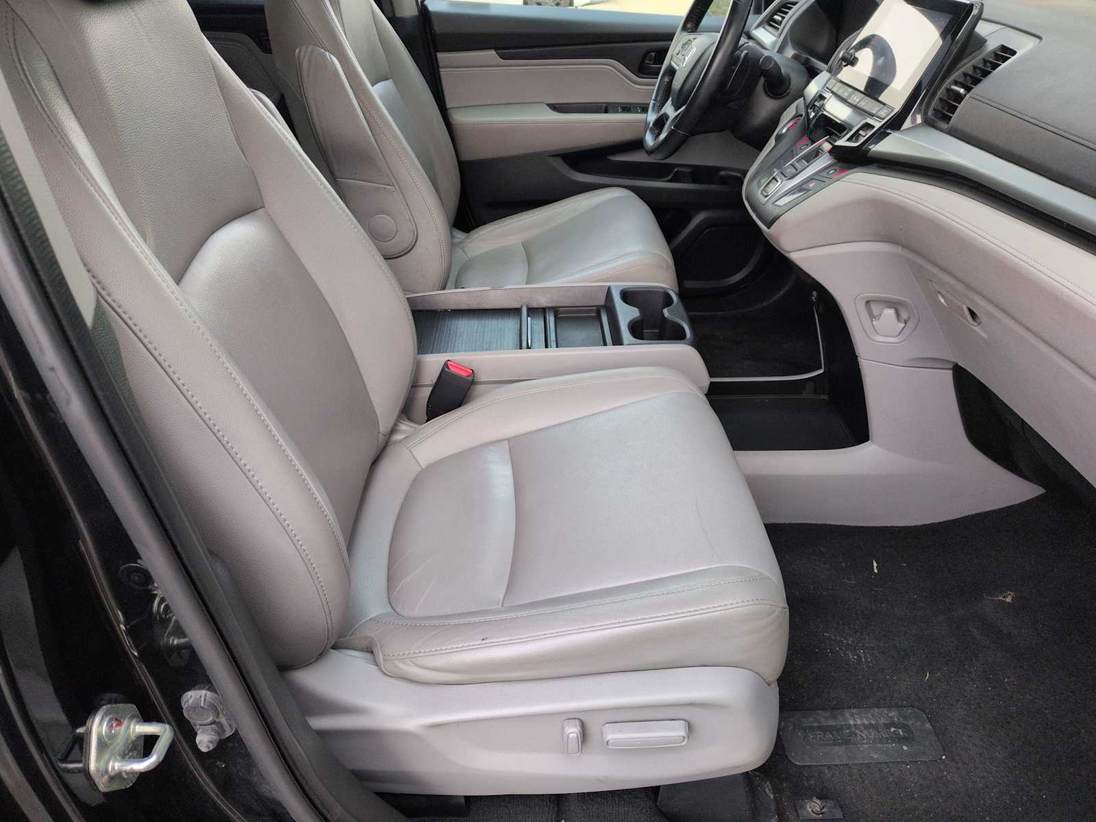 Thumbnail: 2019 Honda Odyssey - 21