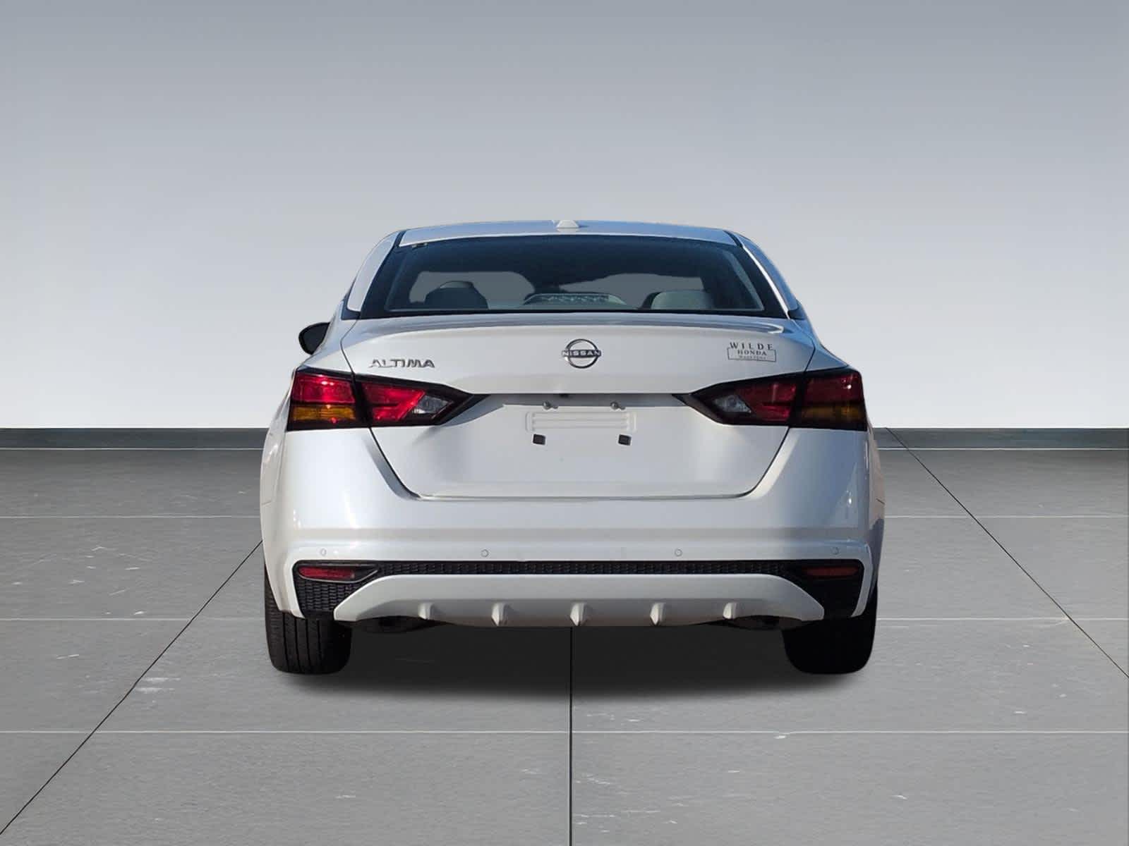 Thumbnail: 2025 Nissan Altima - 5