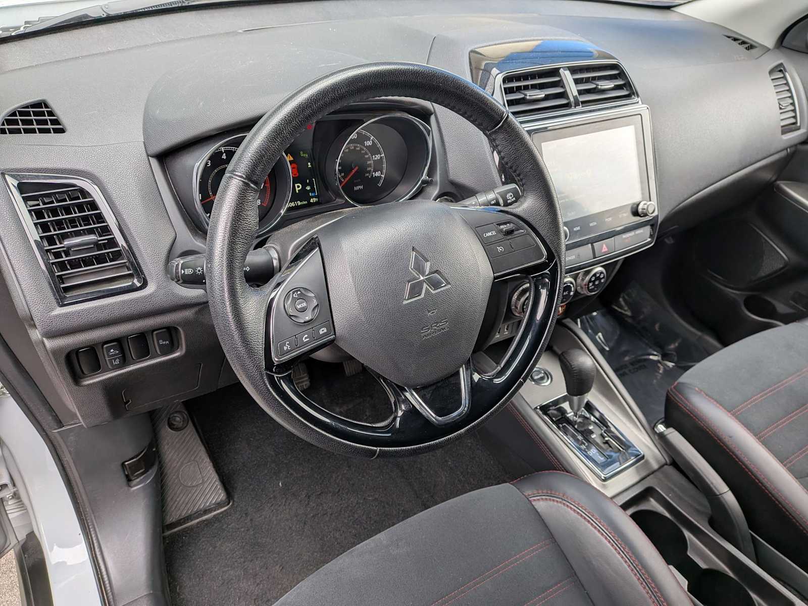 Thumbnail: 2024 Mitsubishi Outlander Sport - 12