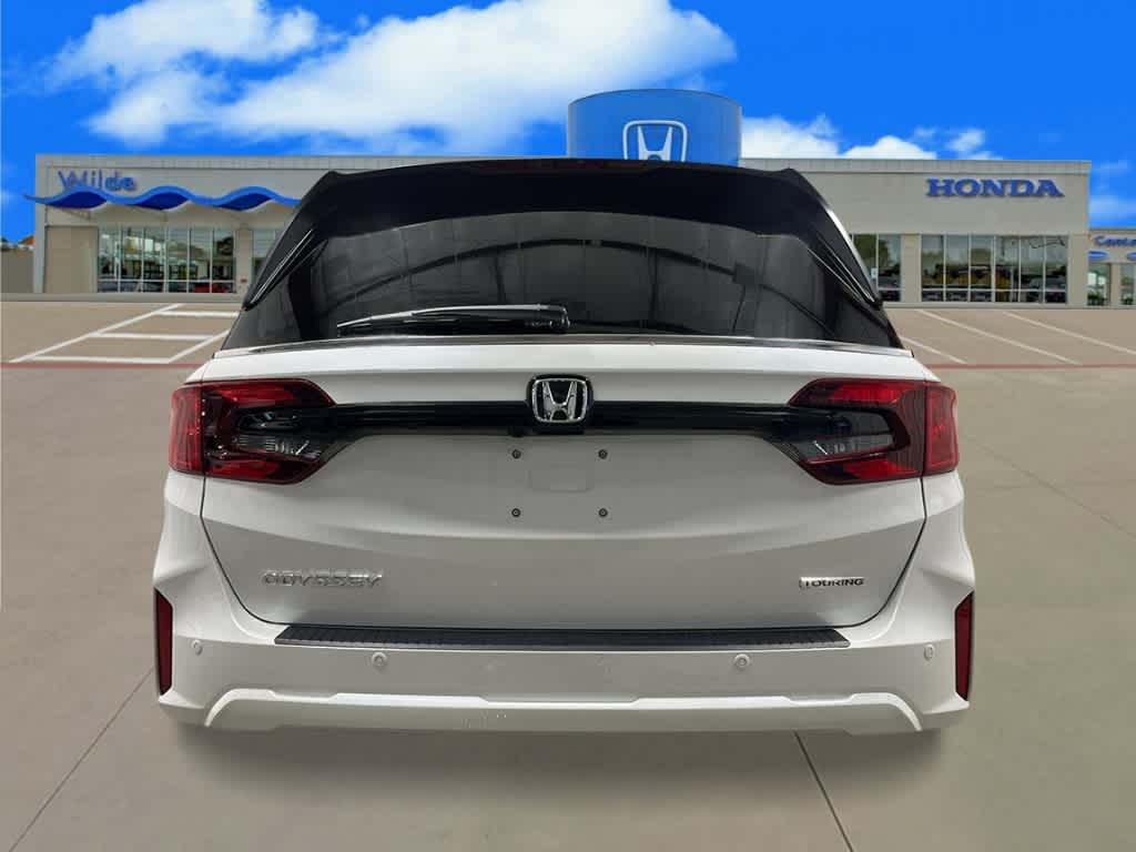 2026 Honda Odyssey Touring photo 4