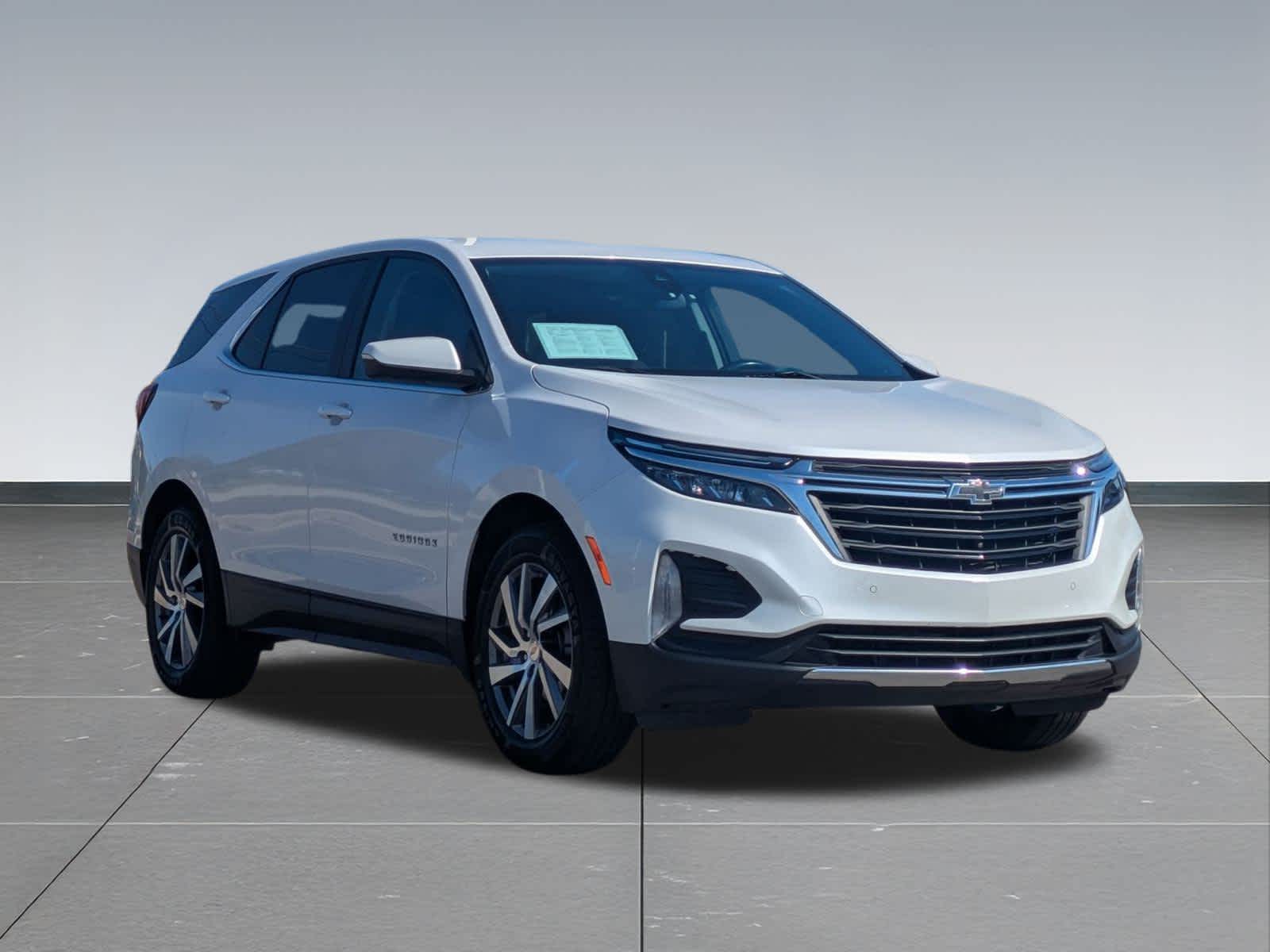 Thumbnail: 2022 Chevrolet Equinox - 8