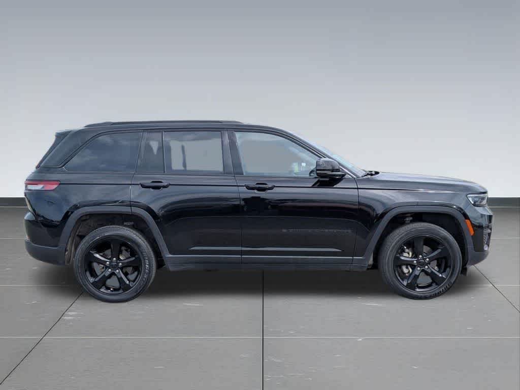 2023 Jeep Grand Cherokee Altitude - Photo 7