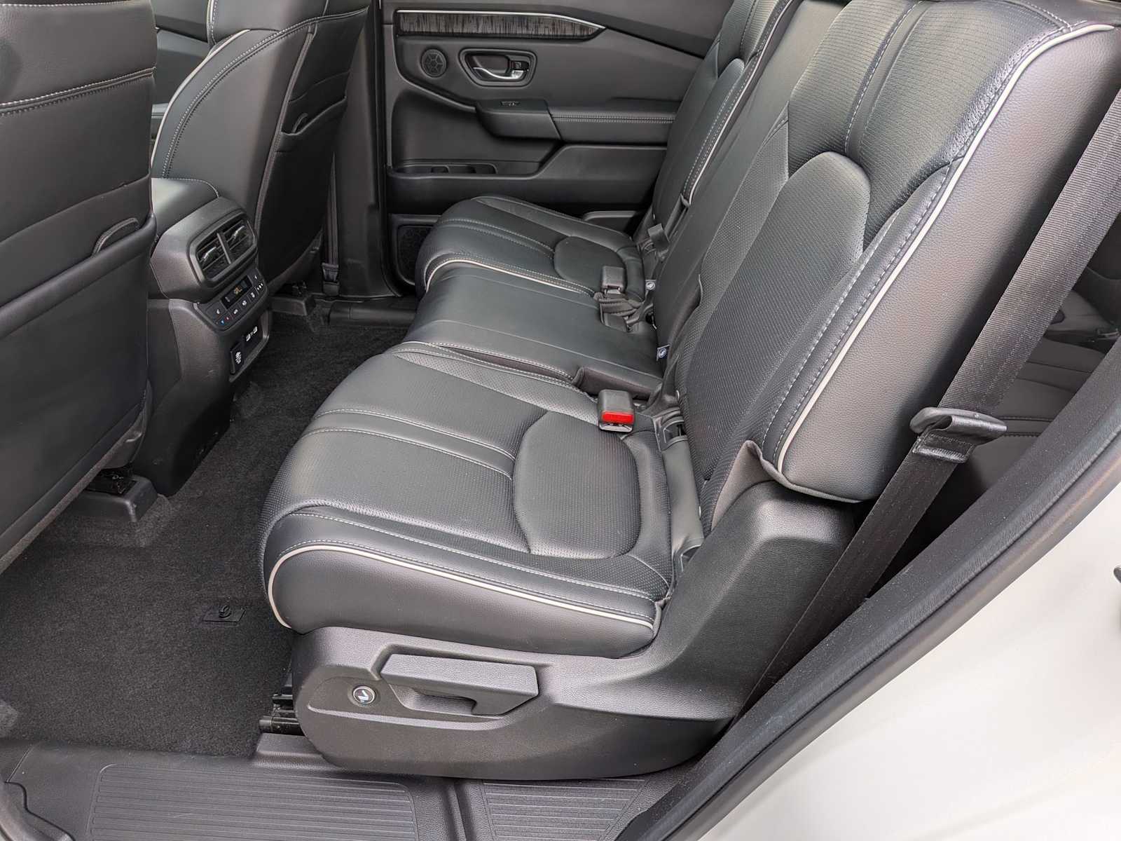 Thumbnail: 2023 Honda Pilot - 19