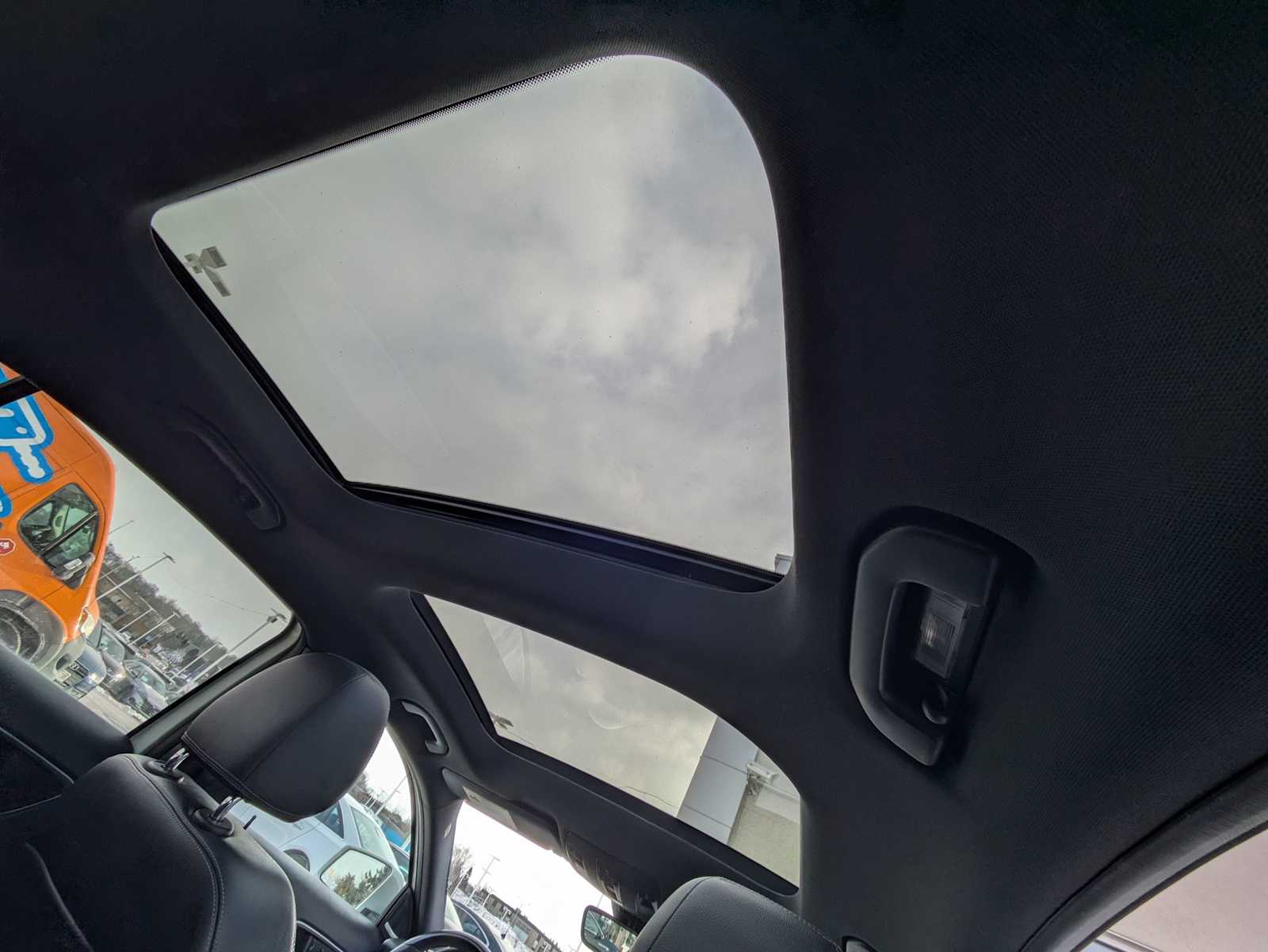 Thumbnail: 2016 Mercedes-Benz GLA - 21