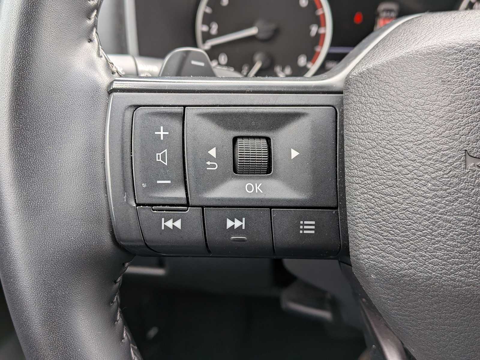 Thumbnail: 2025 Nissan Rogue - 24